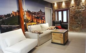Los Tres Monos